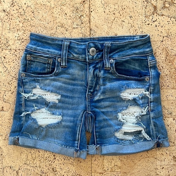 American Eagle Outfitters Next Level Stretch Blue Distressed Jean Midi Shorts - Picture 1 of 12